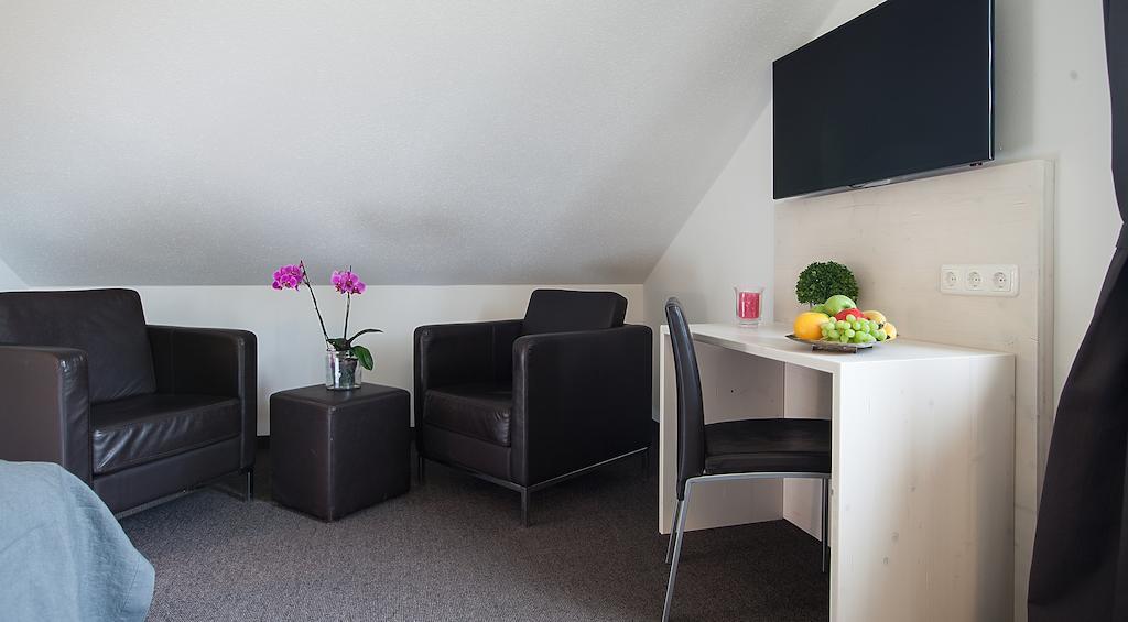 Alpengluehen Smart Hotel 올칭 객실 사진