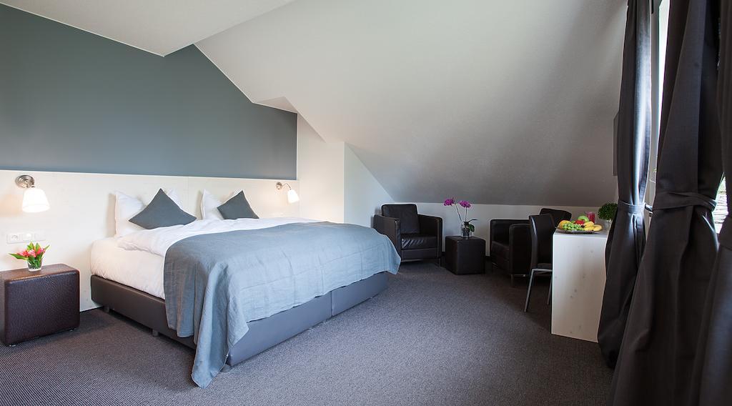 Alpengluehen Smart Hotel 올칭 객실 사진